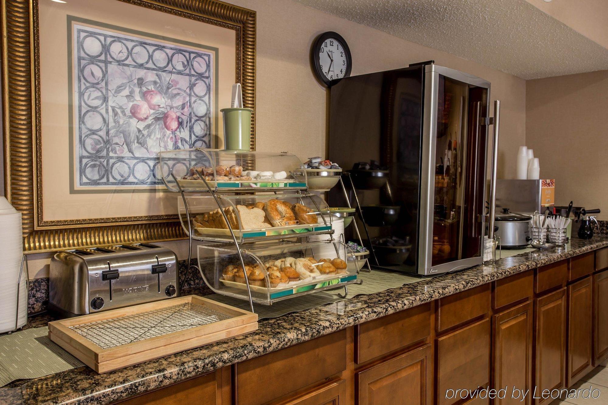 Quality Inn Huntersville Near Lake Norman Exterior photo